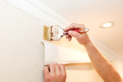 Pose de papier peint à Voisenon — revêtements muraux et toiles de verre
